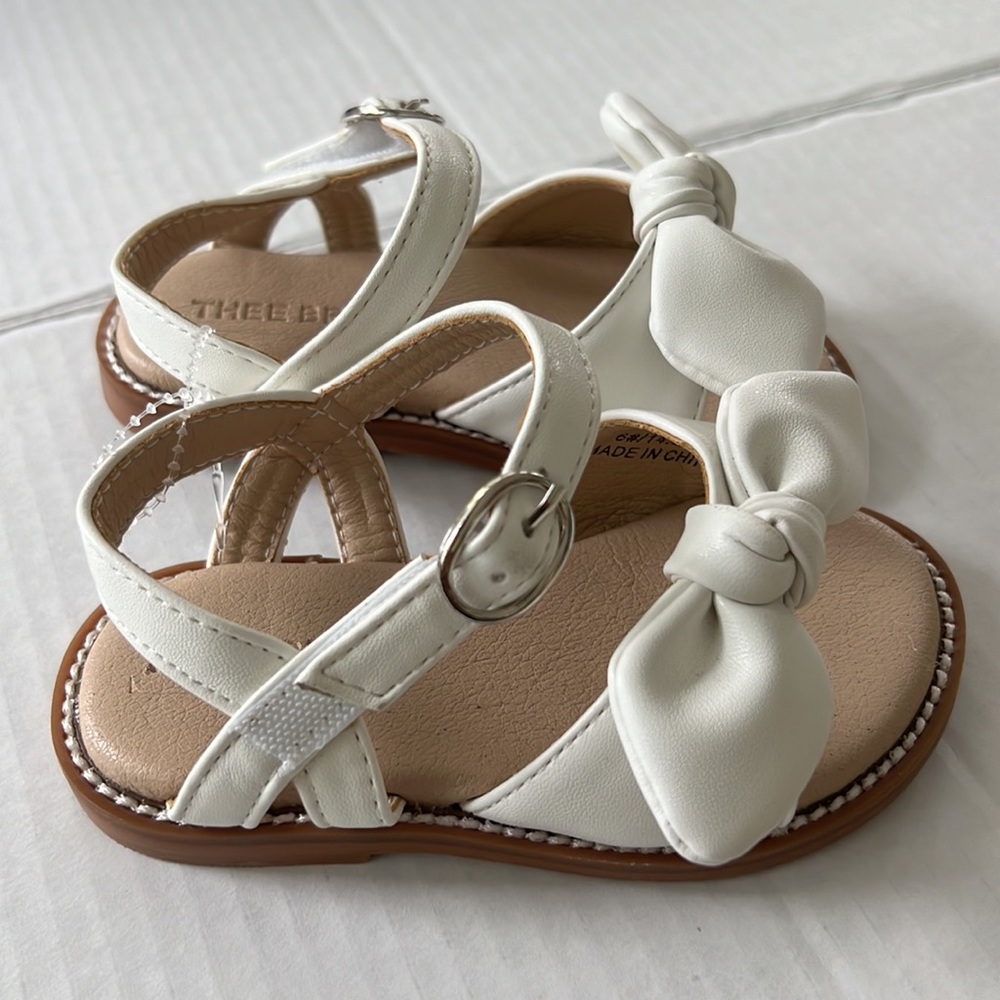 Girls sandals - Picture 2 of 7